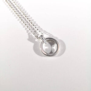 Silver circle pendant